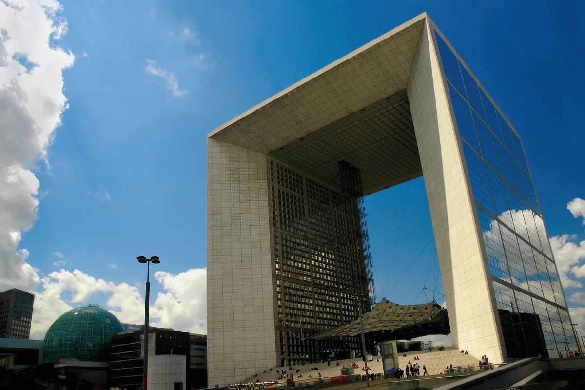 IÉSEG School of Management, Parigi, Francia