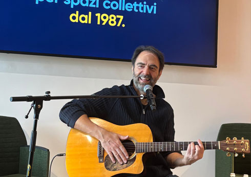 Neri Marcorè at the Aresline Auditorium